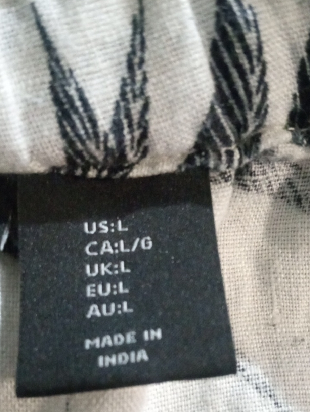 Tahari 100% Linen Boho Black and White Palm-Print Halter Camisole Size Large - Picture 7 of 10